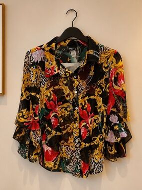 Day G Black Floral Baroque Ruffle Button-Down Shirt